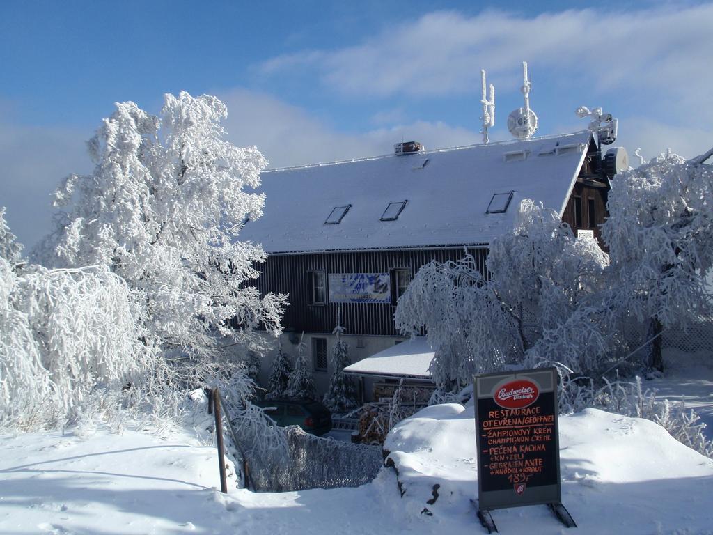 Hotel Sneznik Exterior foto